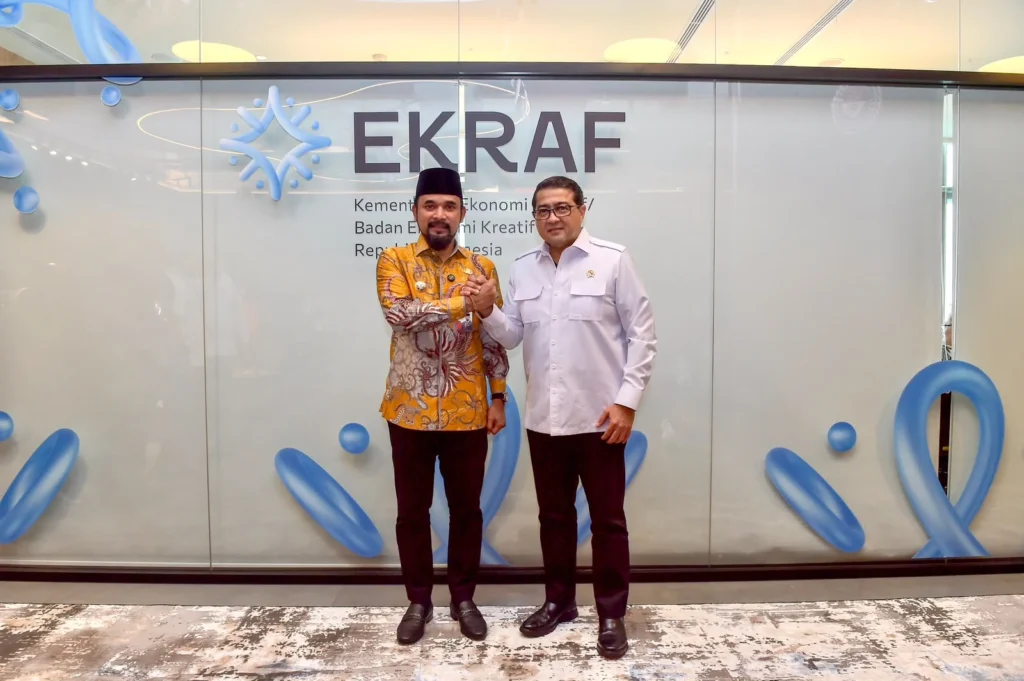 Menteri Ekraf Luncurkan Tiga Program untuk Aceh Timur, Anyaman Tikar Sebagai Proyek Percontohan