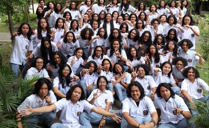Sekolah De Britto Yogyakarta Izinkan Siswa Gondrong, Jadi Viral!