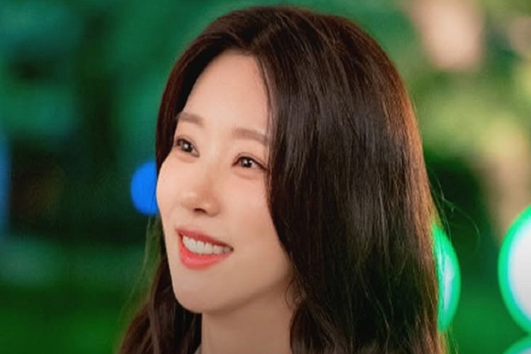 Film Terbaru Park Shin-hye 2026: Sinopsis Lengkap dan Jam Tayang Undercover Miss Hong