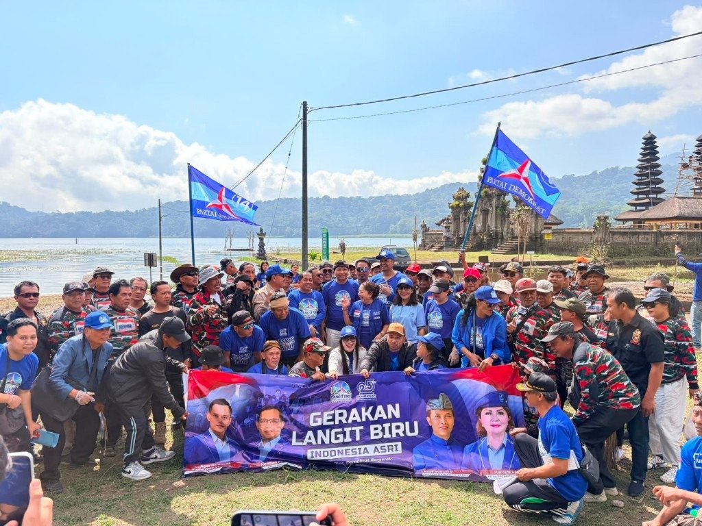 Demokrat Ajak Puluhan Ribu Masyarakat dalam Gerakan Langit Biru Indonesia Asri untuk Perkuat Semangat Gotong Royong