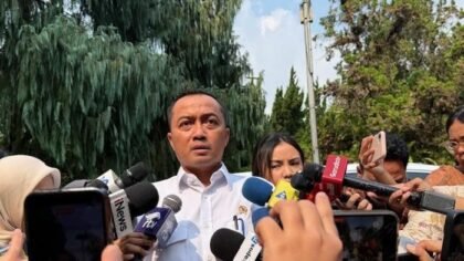 Pernyataan Mensesneg Prasetyo Hadi: Pemerintah Tidak Fokus pada Angka Survei
