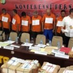 Polda Metro Ungkap Sindikat Meterai Palsu, 16 Orang Ditangkap sebagai Tersangka