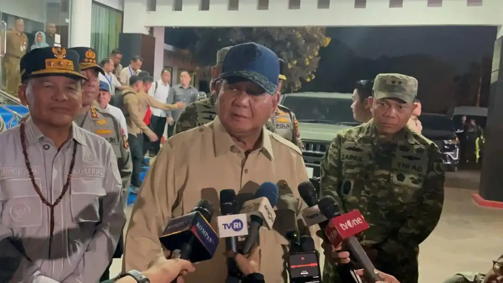 Presiden Prabowo Kunjungi NTT untuk Tinjau Penanganan Gempa dan Pastikan Bantuan Warga