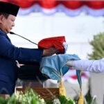 Makna Busana Presiden Prabowo di Upacara HUT ke-81 RI: Dari Songket hingga Melati