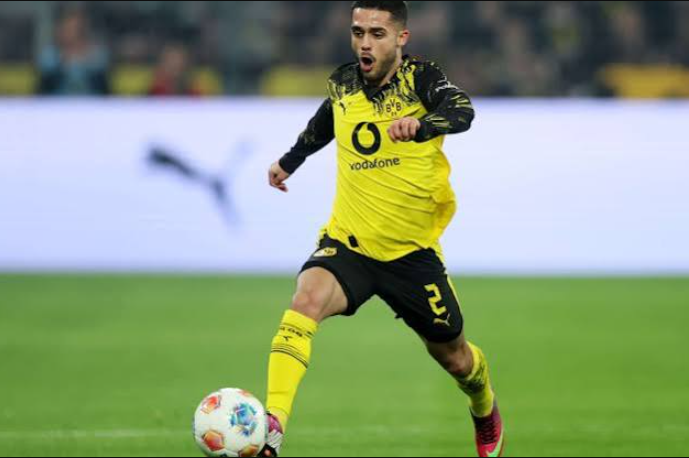 Bek Anyar Borussia Dortmund Selangkah Menuju Penguatan Skuad Liga Champions