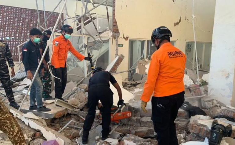 Jumlah Gempa Susulan di NTT Mencapai 995 Menurut BNPB hingga 16 Agustus