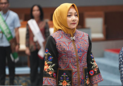 Profil Nessy Kalviya, Istri Mantan Bupati Lampung Tengah yang Dilantik Sebagai Anggota DPR RI