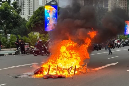 Polisi Ungkap Perusakan dan Pembakaran di Senayan Melibatkan Kelompok Perusuh