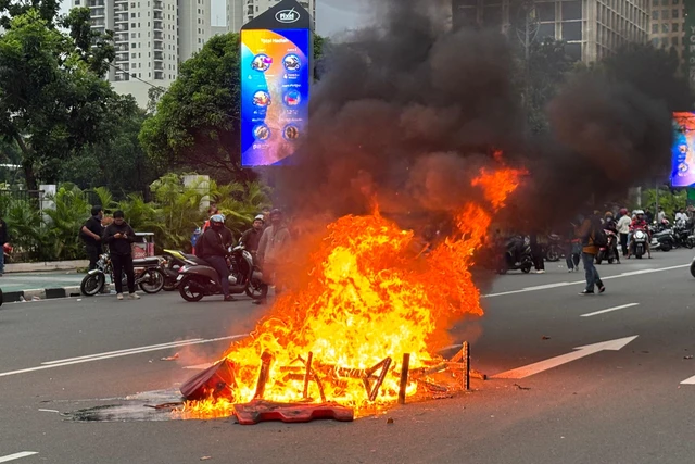 Polisi Ungkap Perusakan dan Pembakaran di Senayan Melibatkan Kelompok Perusuh