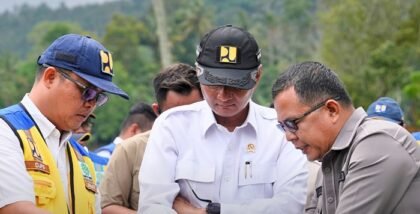 Pemulihan Pasca Bencana: Kementerian PU Salurkan Air Bersih untuk 406 KK di Sikka NTT
