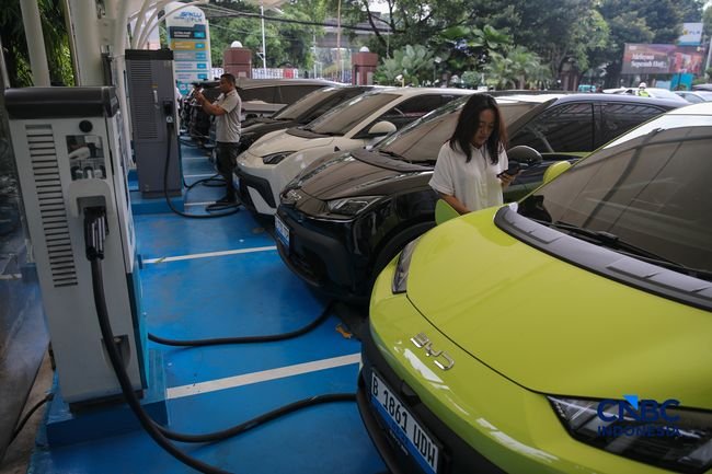 Pemerintah Siapkan Insentif Menarik untuk Kendaraan Listrik di Indonesia