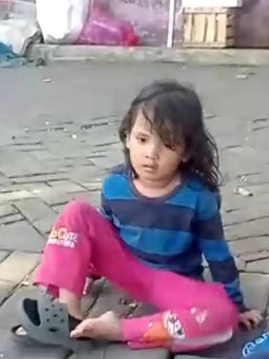 Dugaan Rekayasa Foto Bocah Viral di Surabaya: Tetangga Ungkap Fakta Mengejutkan