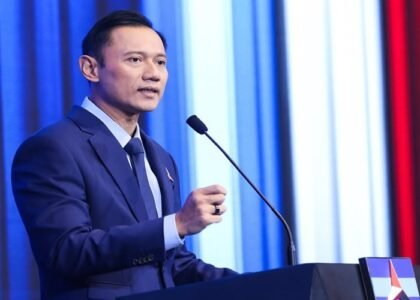 Nonton Pidato Agus Harimurti Yudhoyono Ketua Umum Partai Demokrat di Stasiun TV Nasional secara Serempak