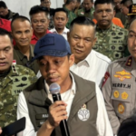 Pesawat Menhut Raja Juli Gagal Mendarat di Bandara Supadio Akibat Aksi Demo Mahasiswa dan Kabut Asap