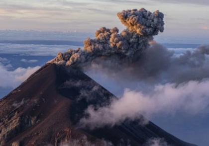 Penyebab Erupsi Bersamaan 4 Gunung Api Menurut Badan Geologi