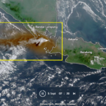 Citra Satelit Tangkap Erupsi Anak Krakatau, Warna Selat Sunda Berubah