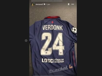 Demiane Agustien Tampilkan Jersey Calvin Verdonk, Pertanda Menuju Timnas Indonesia?