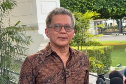 Rocky Gerung dan Jusuf Wanandi Duga Jadi Anggota Wantimpres Setelah Merapat ke Istana