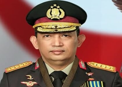 Listyo Sigit Prabowo Diberhentikan, Suyudi Ario Seto Resmi Menjadi Kapolri Baru