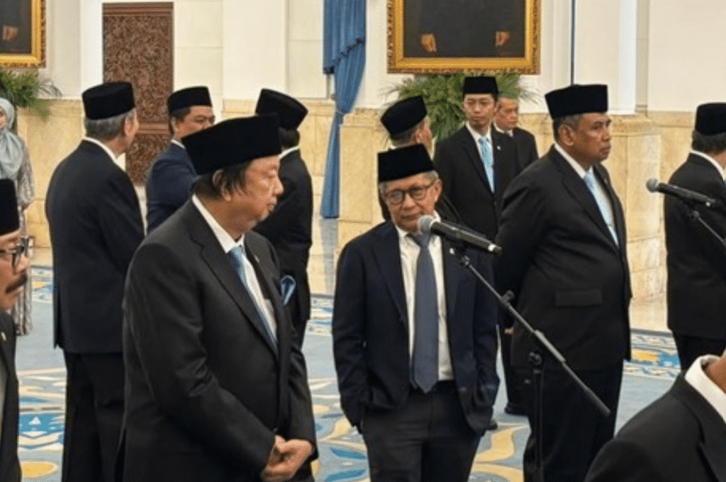 Gaji Wantimpres Rp76,5 Juta per Bulan, Rocky Gerung dan 25 Tokoh Dapat Fasilitas Setara Menteri
