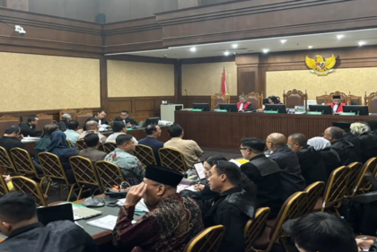 DPR Minta Kopi di Sidang Korupsi Haji: Apa Artinya?