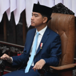 Gibran Perlu Ikut Paket C untuk Maju di Pilpres? Simak Pernyataan Bambang Widjojanto
