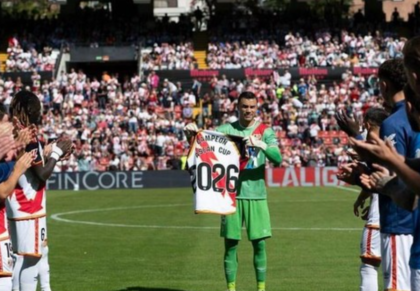 Emil Audero Terima Penghormatan Rayo Vallecano Setelah Bawa Timnas Indonesia Juara FIFA ASEAN Cup 2026