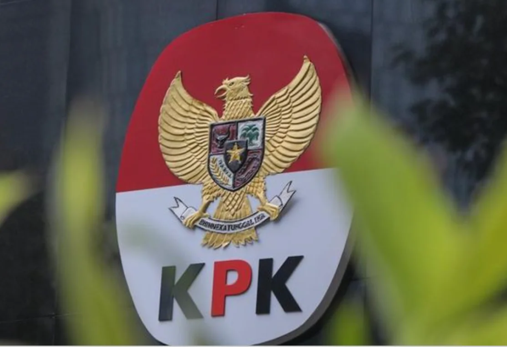 Suami Fadia Arafiq Temui Jokowi Sementara Rumahnya Digeledah KPK