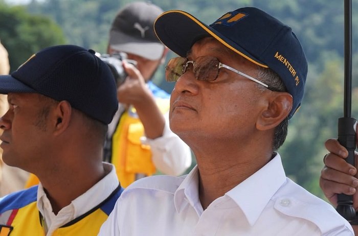 Kementerian PU Kerahkan 136 Ribu Liter Air untuk Bantu Warga Sorong Hadapi Kekeringan dan Karhutla