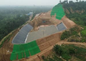 PERBAIKI INFRASTRUKTUR SANITASI - Kementerian PU melakukan pemulihan infrastruktur sanitasi di 7 wilayah kabupaten di Provinsi Aceh sebagai upaya penanganan pascabencana. Menteri PU Dody Hanggodo mengungkapkan, tindakan ini dilakukan sebagai upaya untuk menjamin pemenuhan kebutuhan dasar masyarakat setempat yang terdampak bencana. Berikut selengkapnya, Senin (19/10/2026). OFFICIAL BIRO KOMUNIKASI PUBLIK KEMENTERIAN PU/REPRO