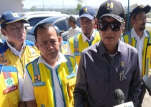 KUNJUNGI ACEH - Menteri PU Dody Hanggodo menginspeksi kesiapan infrastruktur pengendalian banjir dalam kunjungannya ke Aceh, Selasa (20/10/2026) lalu. Politisi Partai Demokrat yang juga orang nomor 1 di Kementerian PU tersebut memastikan infrastruktur pengendalian banjir di Aceh sudah siap untuk menghadapi musim hujan di penghujung 2026 yang akan segera tiba. OFFICIAL BIRO KOMUNIKASI PUBLIK KEMENTERIAN PU/REPRO