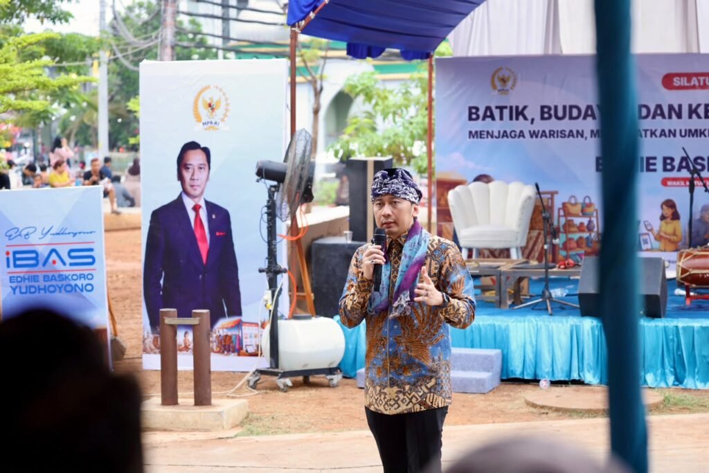 Ibas Yudhoyono Dorong Generasi Muda untuk Lestarikan Batik Khas Kaliwungu