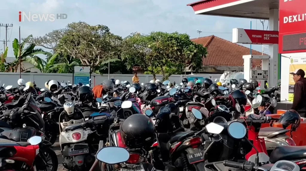 Antrean BBM di Bali, Prabowo Minta Evaluasi Kontrak Distribusi oleh Bahlil dan Pertamina