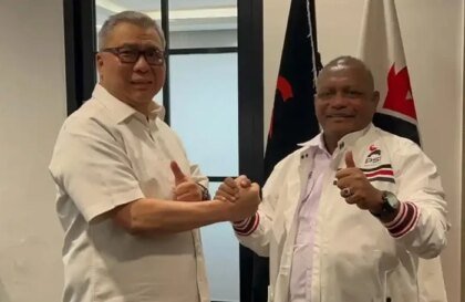 Eks Ketua DPW NasDem Papua Barat Daya Petrus Kasihiw Pindah ke PSI karena Jokowi