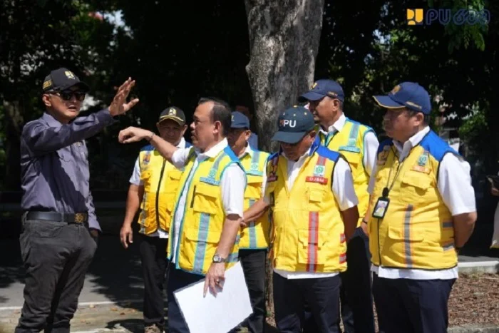 Menteri Dody Evaluasi Kesiapan Infrastruktur Pengendalian Banjir Sungai Krueng Aceh Sebelum Musim Hujan