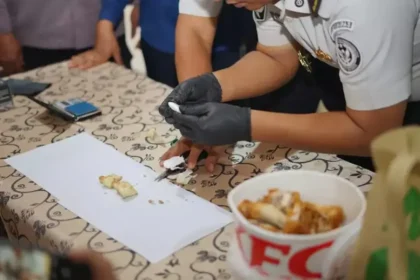 3 Warga Binaan Diperiksa Terkait Penyelundupan 17,11 Gram Sabu di Lapas Surabaya